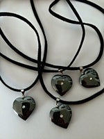 Load image into Gallery viewer, Pendant - Hematite &amp; Diamonte Heart Style 18825
